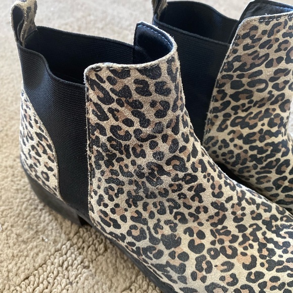 Leopard Booties - Picture 3 of 8